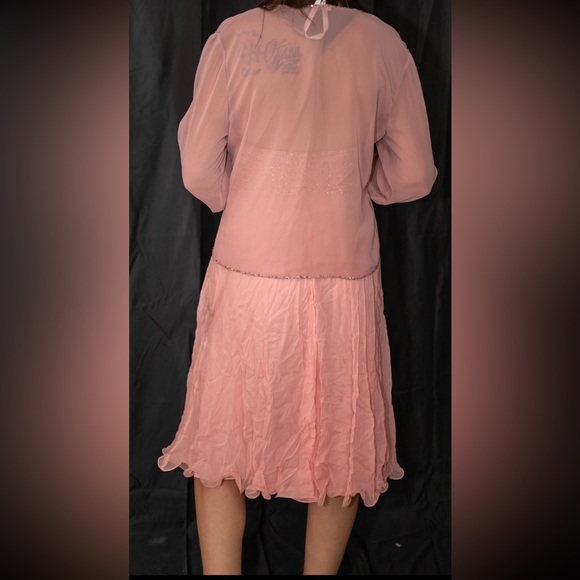 Cute short prom or wedding dress - Picture 3 of 3